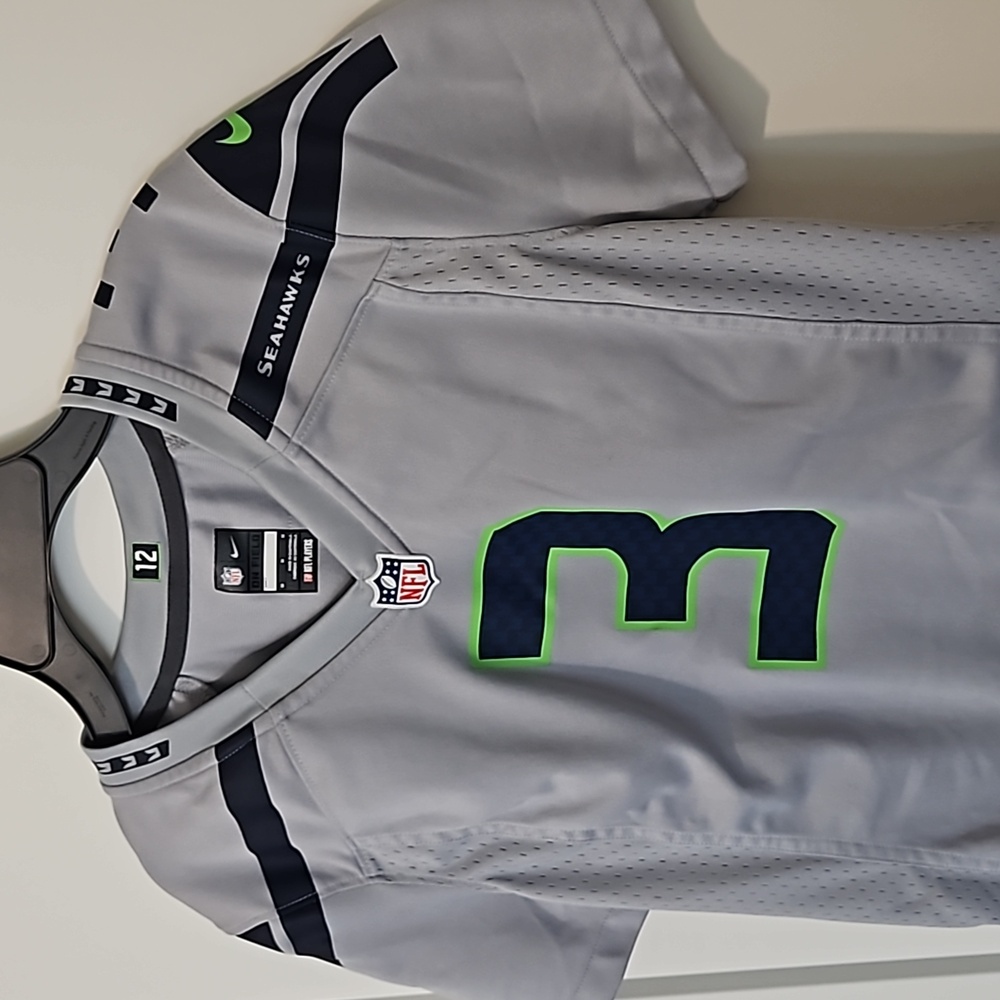 Seattle Seahawks youth medium jersey